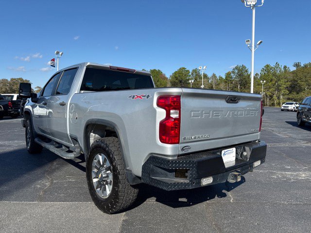 Used 2022 Chevrolet Silverado 2500 Custom w/ Custom Value Package image 5