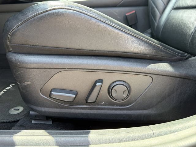 Used 2024 Hyundai Elantra Limited FWD image 12