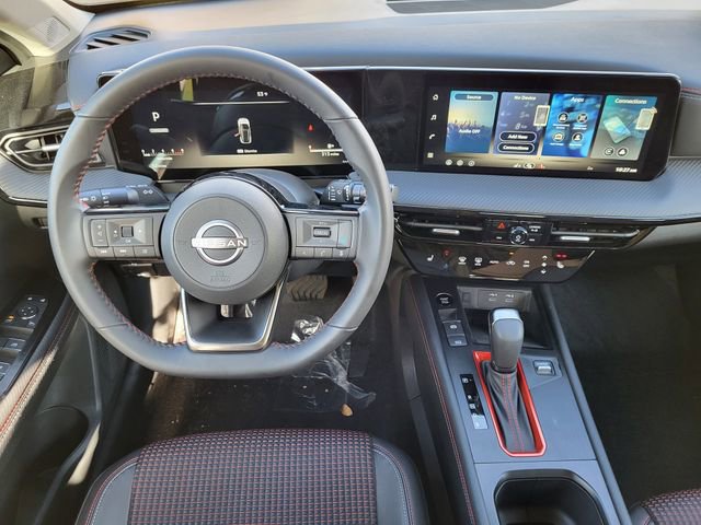 New 2026 Nissan Kicks SR w/ Illumination Package AWD/4WD image 9