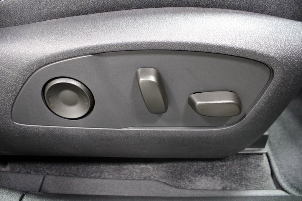 New 2024 Chevrolet Blazer EV LT image 38