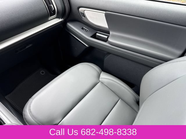 New 2026 Ford Expedition Active RWD image 15
