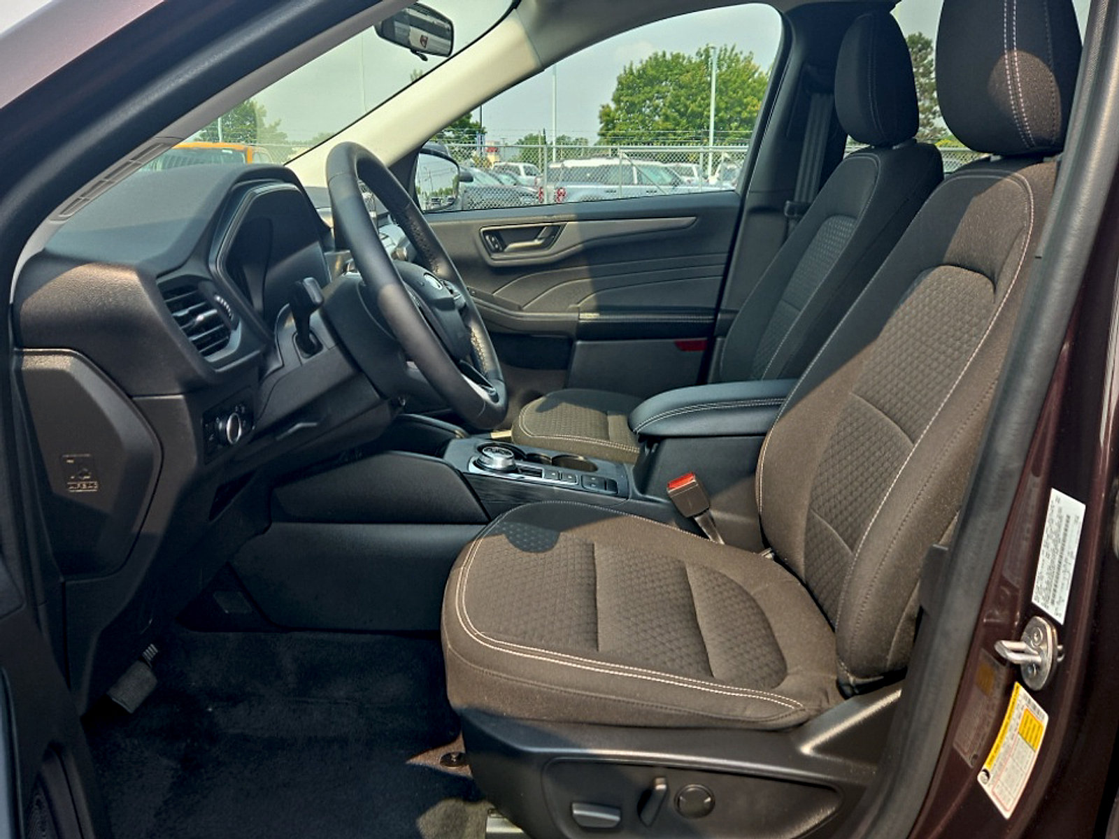 Certified 2023 Ford Escape Active AWD/4WD image 10