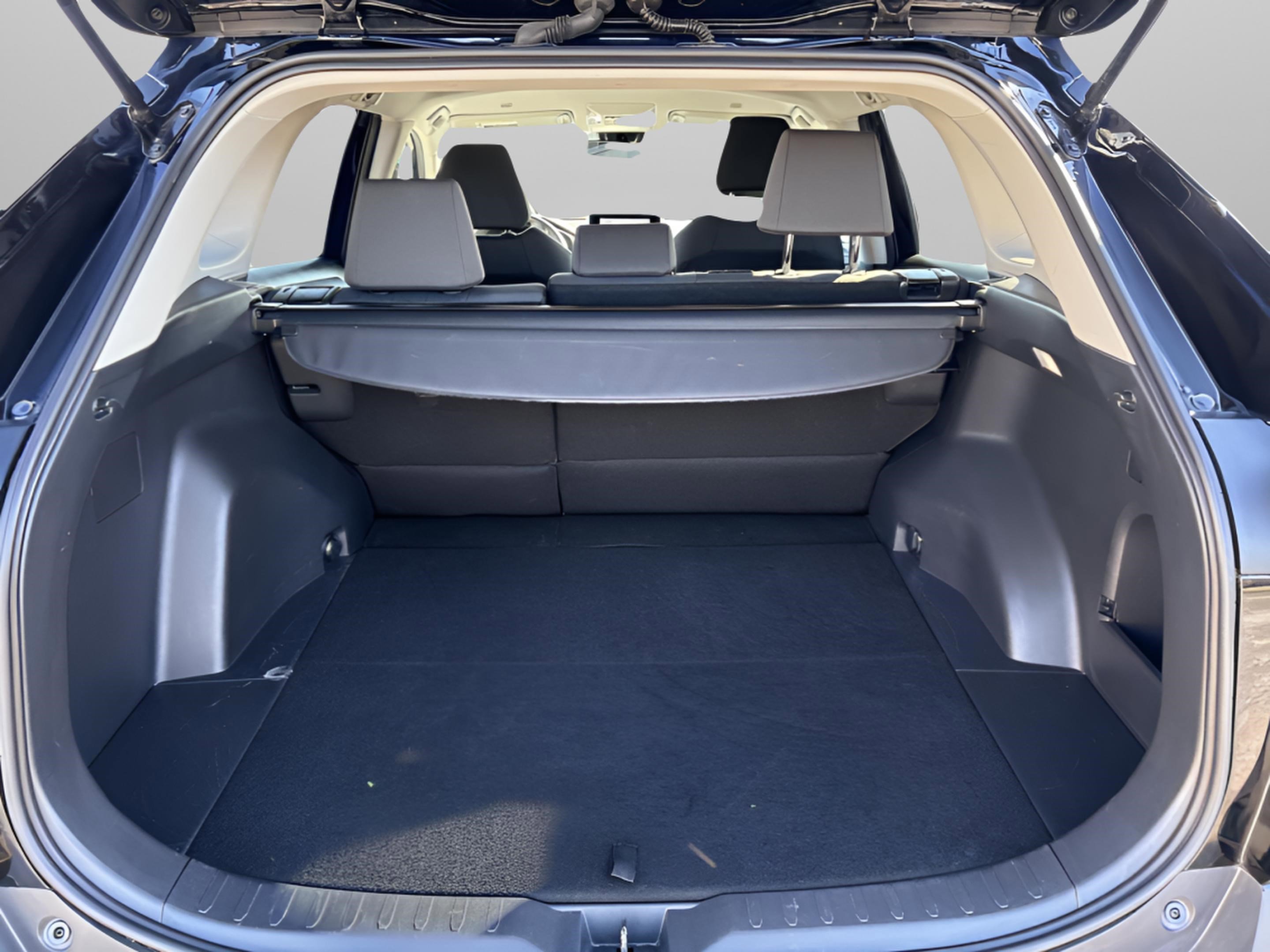 Used 2024 Toyota RAV4 XLE image 31