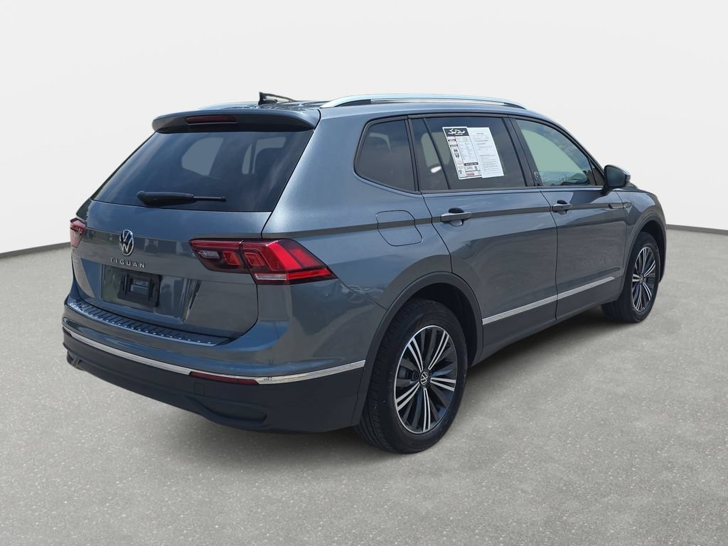 Certified 2024 Volkswagen Tiguan Wolfsburg Edition w/ Panoramic Sunroof Package FWD image 5