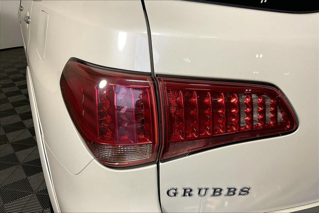 Used 2017 INFINITI QX80 2WD image 40
