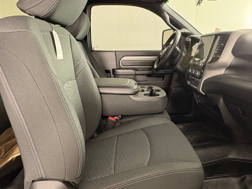 New 2026 RAM 5500 Tradesman AWD/4WD image 13