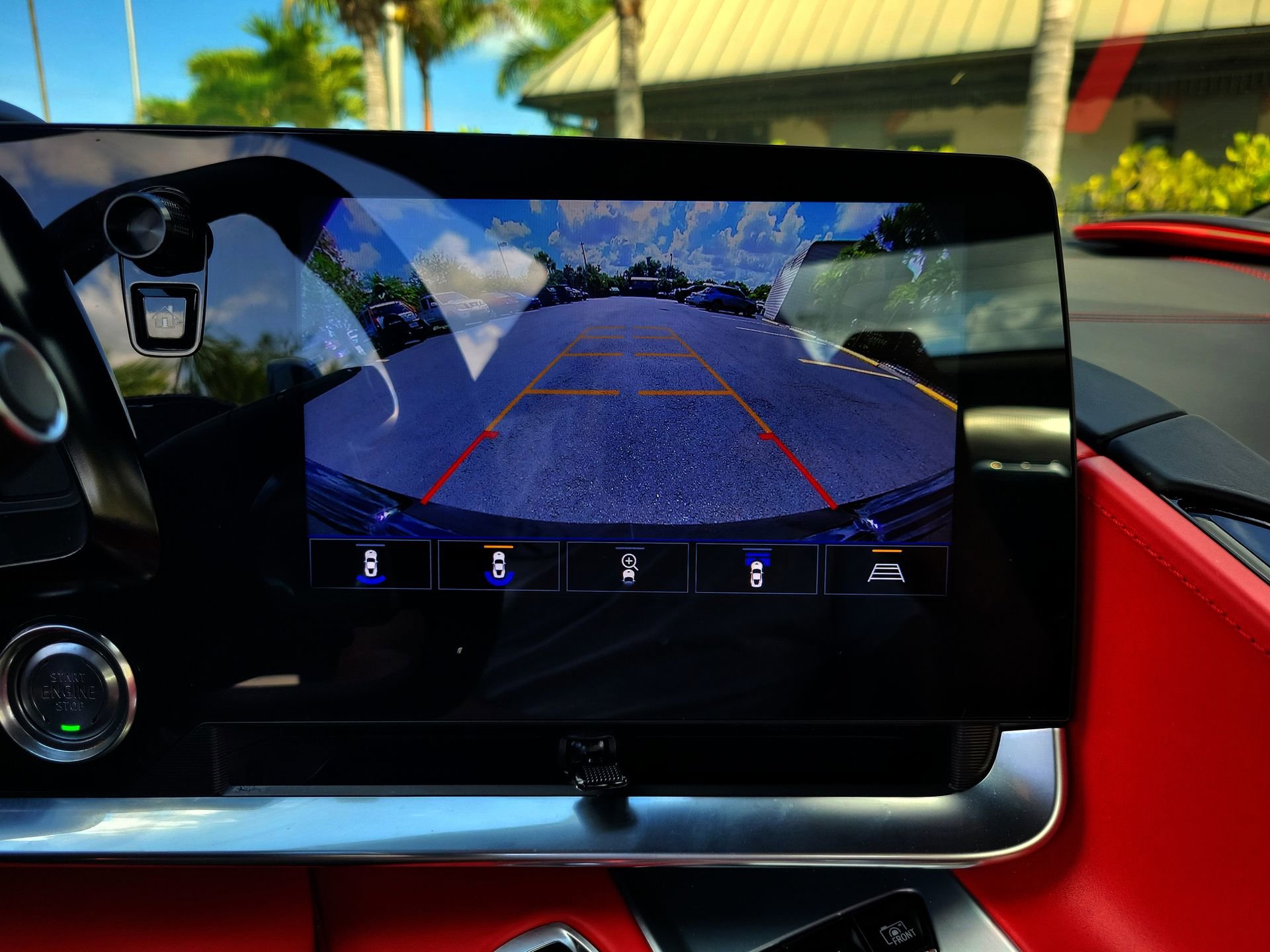 Used 2021 Chevrolet Corvette Stingray Premium Conv w/ Z51 Performance Package RWD image 21