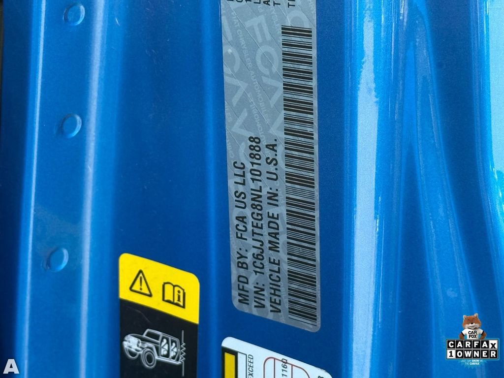 Certified 2022 Jeep Gladiator Mojave w/ LED Lighting Group image 32