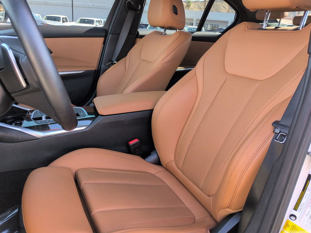 Used 2023 BMW 330e w/ Premium Package RWD image 13