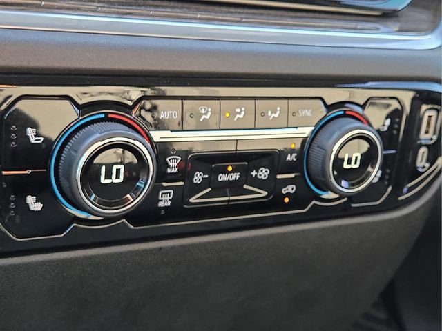 Used 2025 Chevrolet Silverado 1500 LT image 24