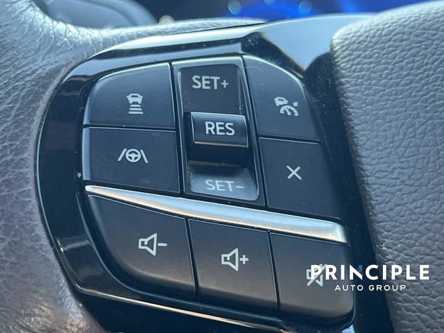 Used 2021 Ford Explorer King Ranch w/ Premium Technology Package RWD image 20