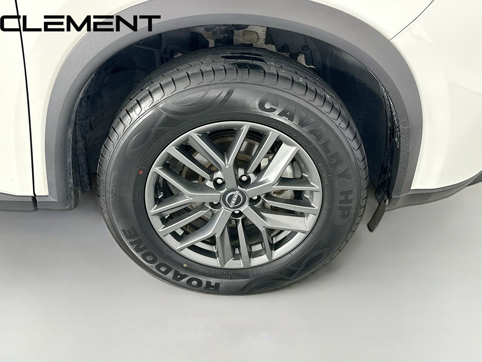 Used 2024 Nissan Rogue S image 34