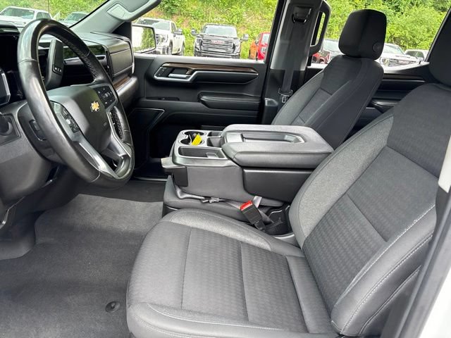 Used 2023 Chevrolet Silverado 1500 LT AWD/4WD image 10