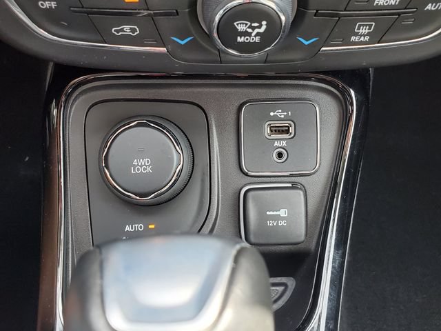 Used 2020 Jeep Compass Limited AWD/4WD image 31