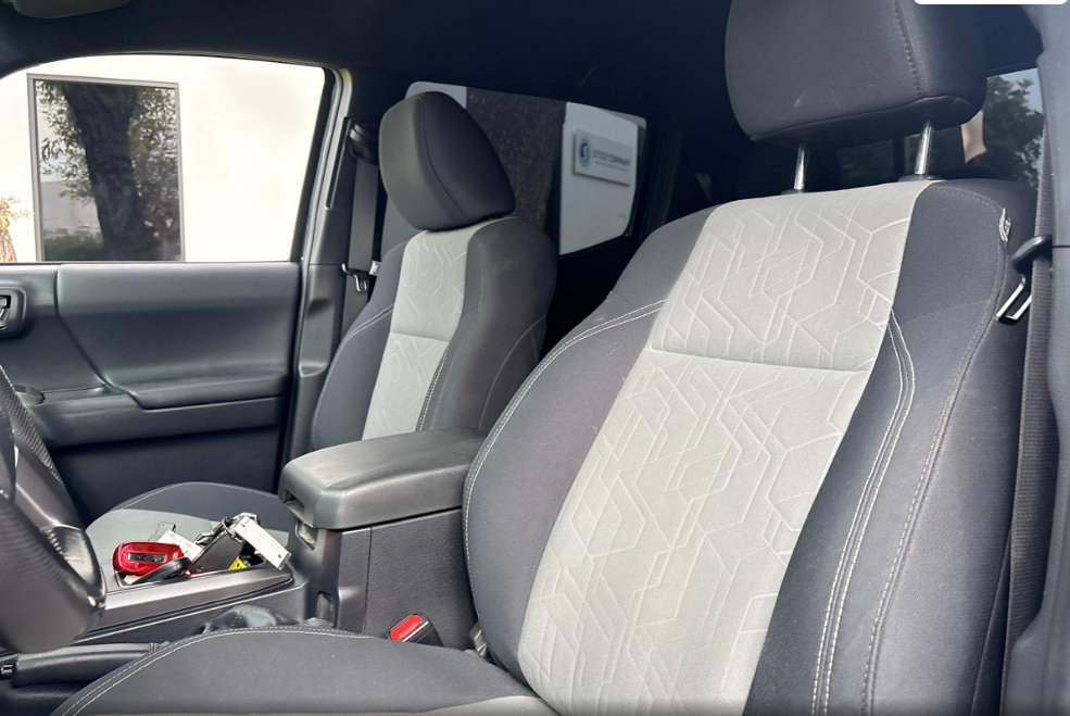 Used 2023 Toyota Tacoma TRD Off-Road AWD/4WD image 6