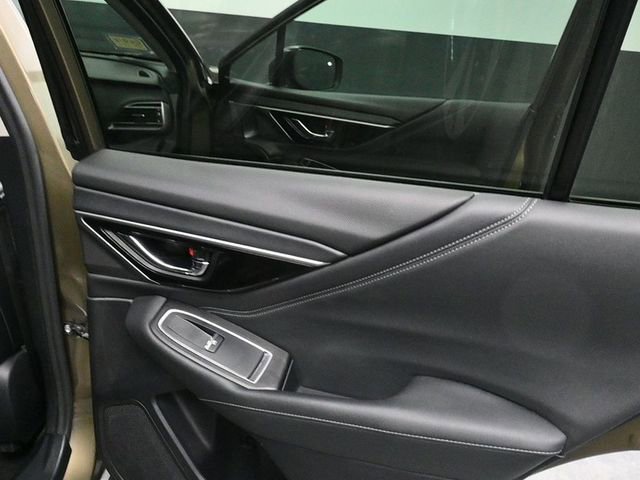 Used 2020 Subaru Outback Limited w/ Popular Package #2 image 12