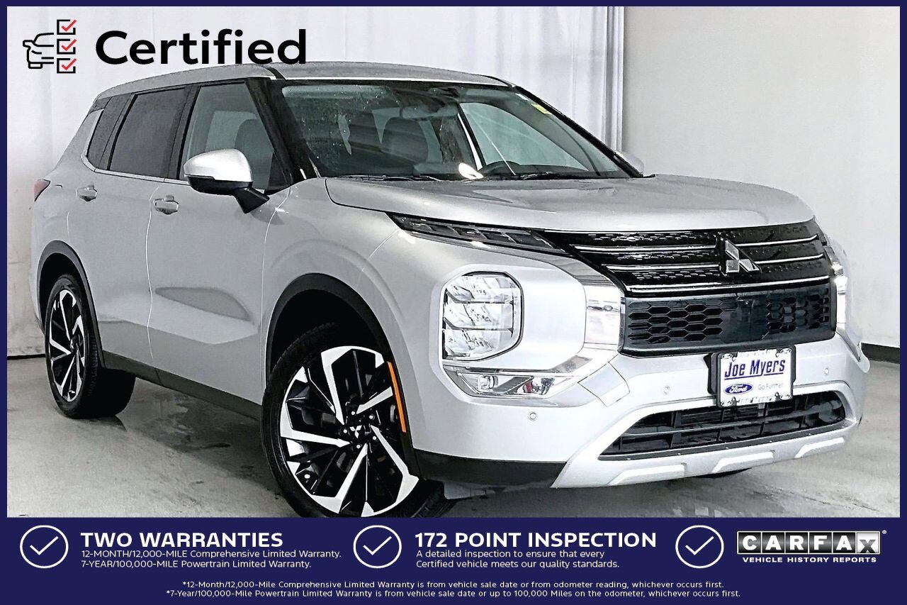 Used 2023 Mitsubishi Outlander SE image 1