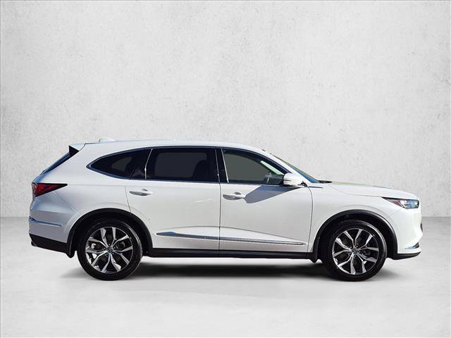 Used 2023 Acura MDX w/ Technology Package FWD image 4