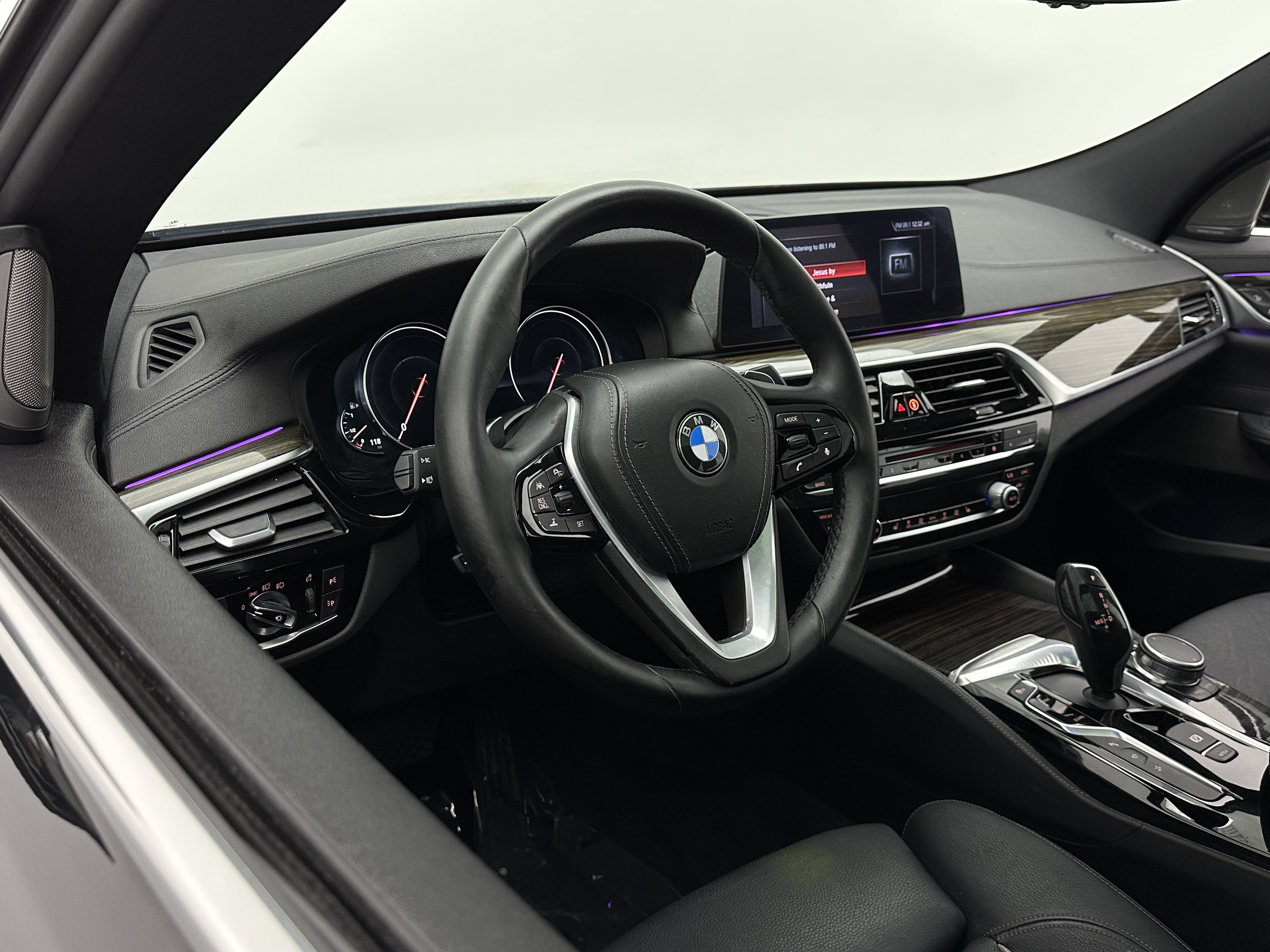 Used 2018 BMW 640i Gran Turismo xDrive AWD/4WD image 12