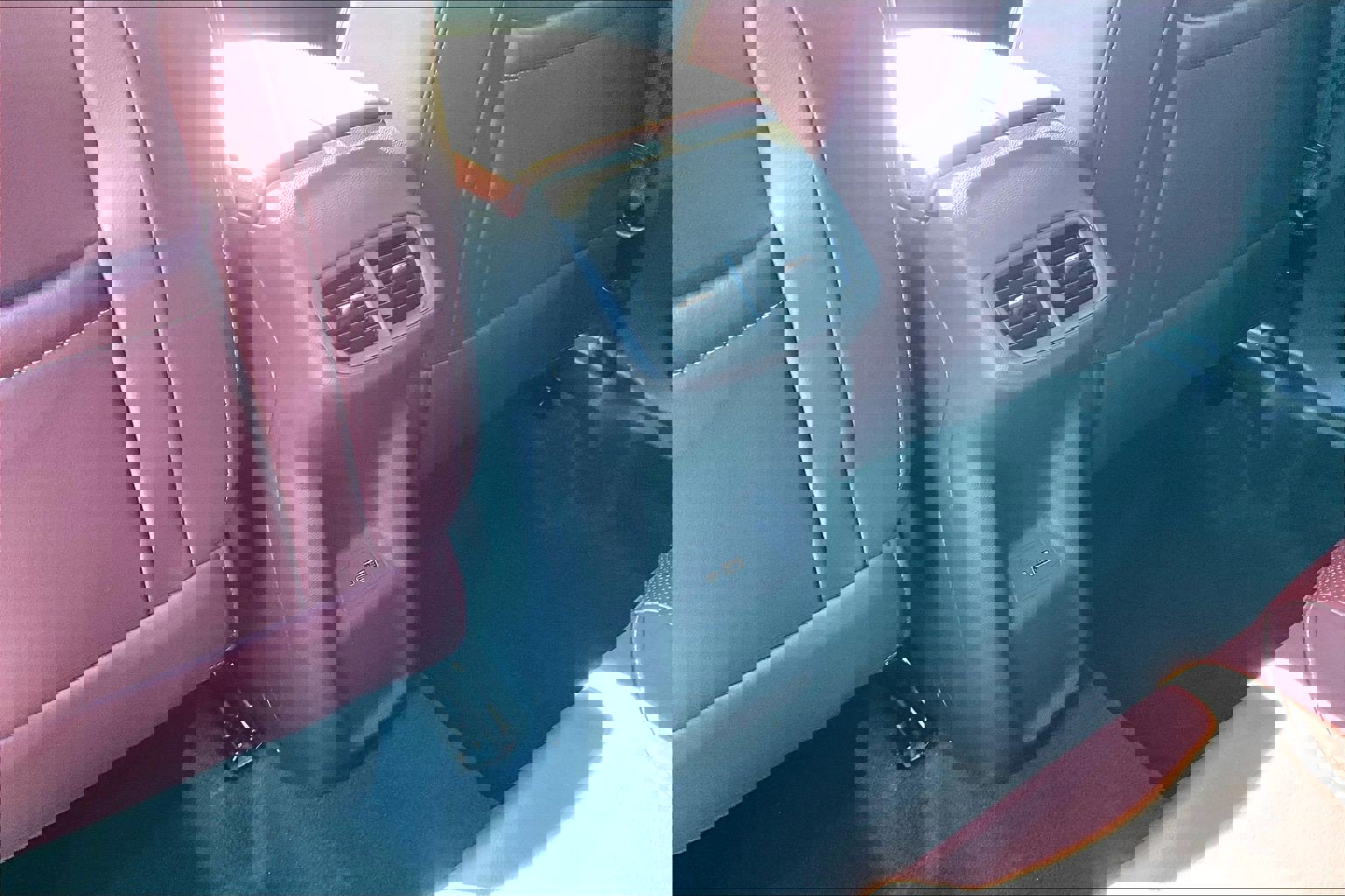 Used 2024 Buick Envision Sport Touring image 11