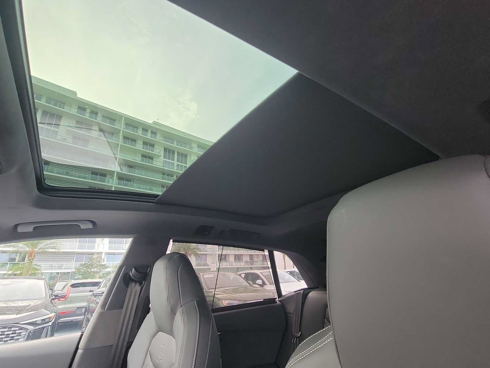 New 2026 Audi SQ8 Prestige AWD/4WD image 18