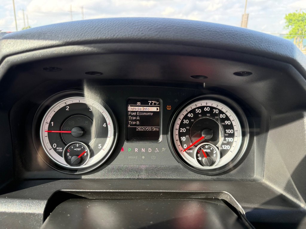 Used 2013 RAM 2500 Tradesman w/ Chrome Appearance Group AWD/4WD image 28