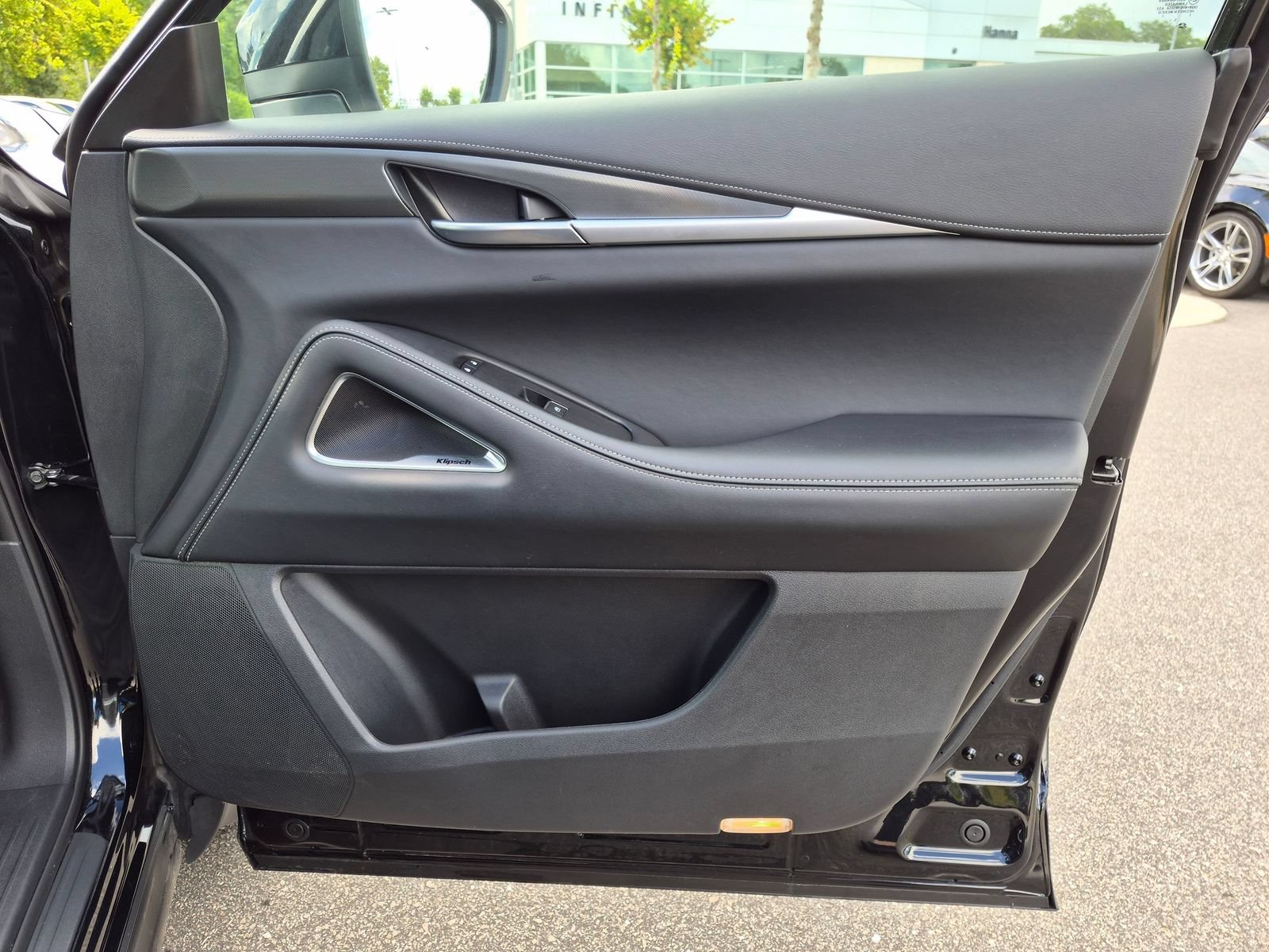 Used 2026 INFINITI QX60 Luxe w/ Cargo Package FWD image 37
