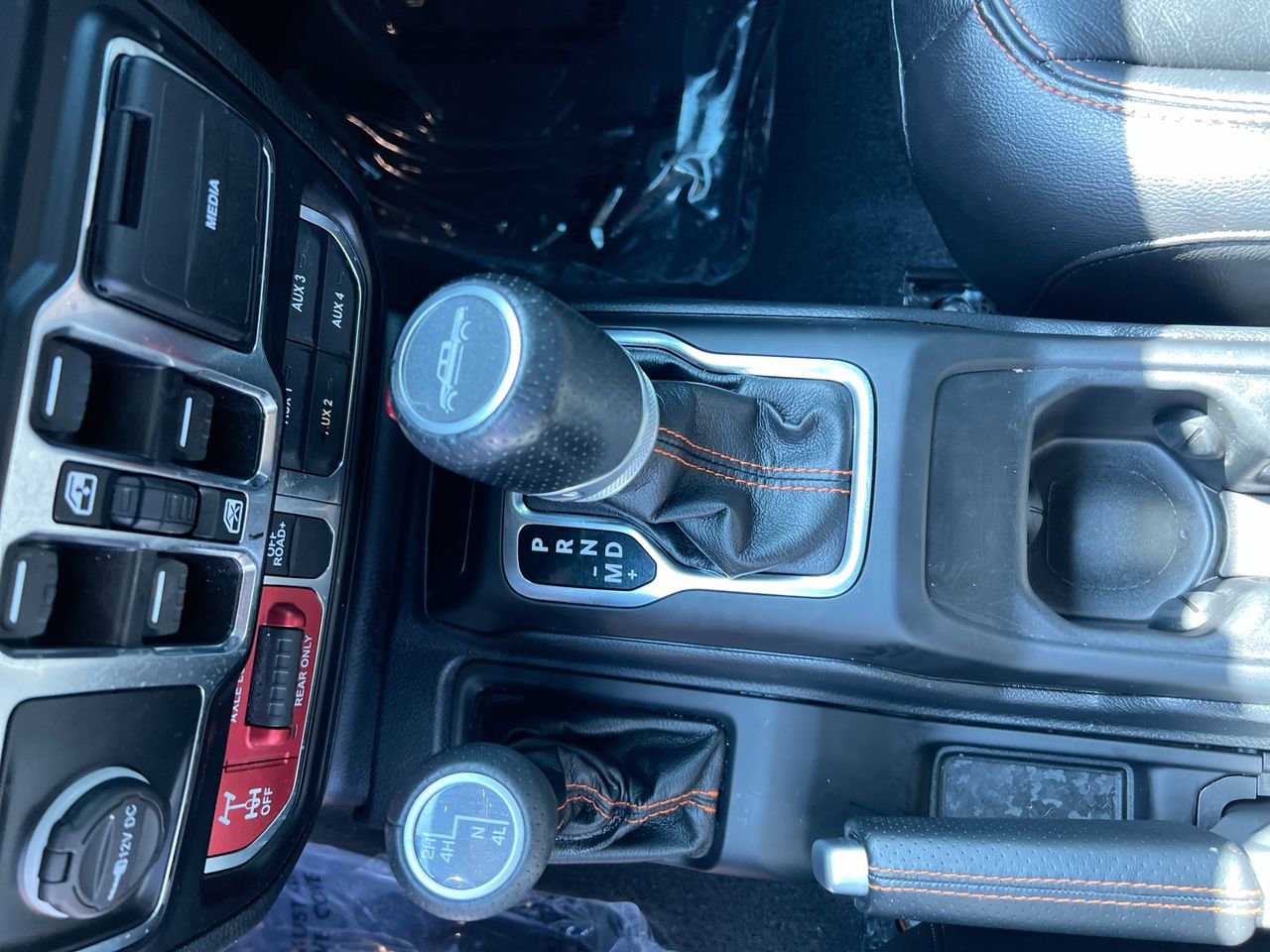 Used 2021 Jeep Gladiator Mojave AWD/4WD image 22