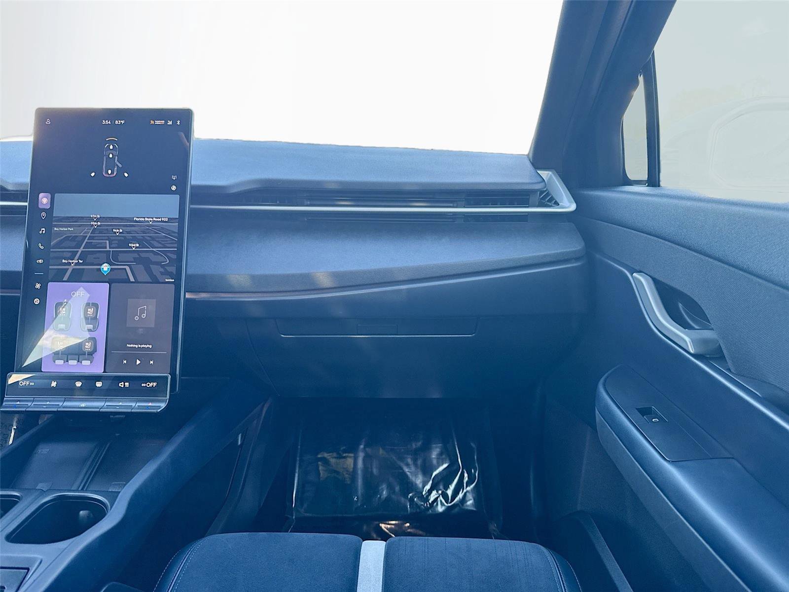 Used 2023 Fisker Ocean One image 21