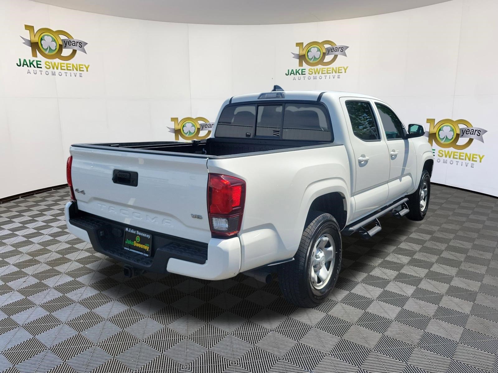 Used 2021 Toyota Tacoma SR image 5