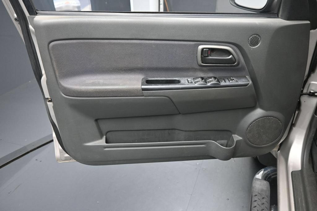 Used 2005 Chevrolet Colorado LS w/ Safe And Sound Package RWD image 15