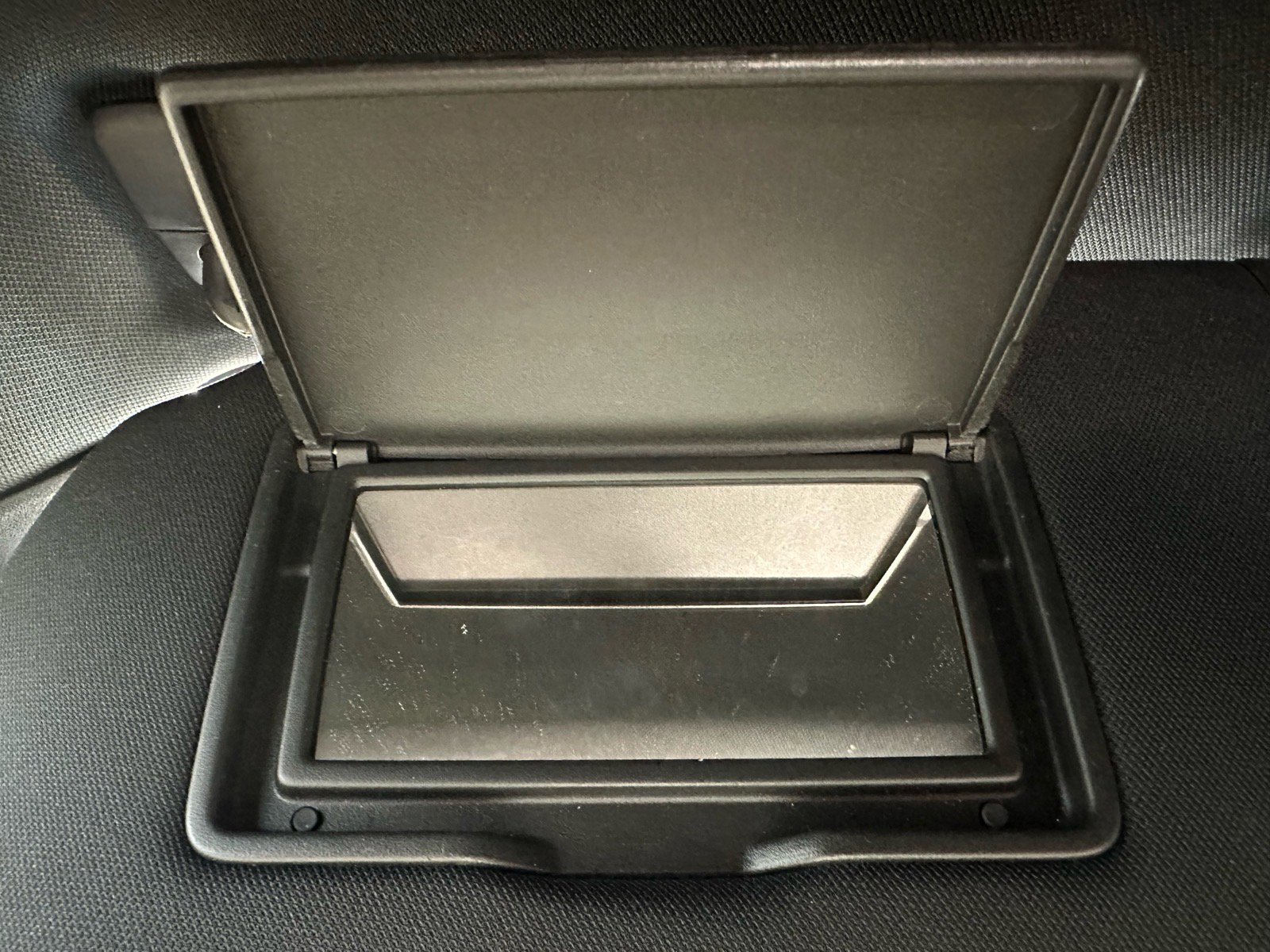 Used 2023 Nissan Frontier SV w/ Midnight Edition Package RWD image 41