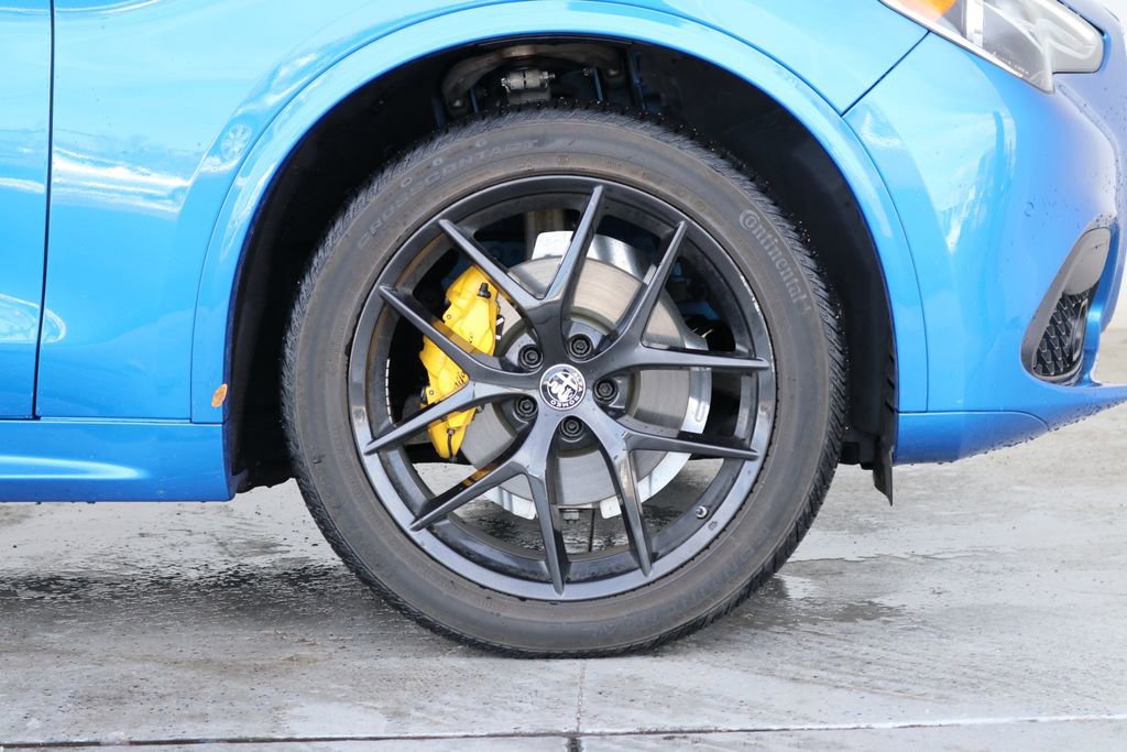 Used 2020 Alfa Romeo Stelvio Ti Sport w/ Quick Order Package 22S Sport image 18