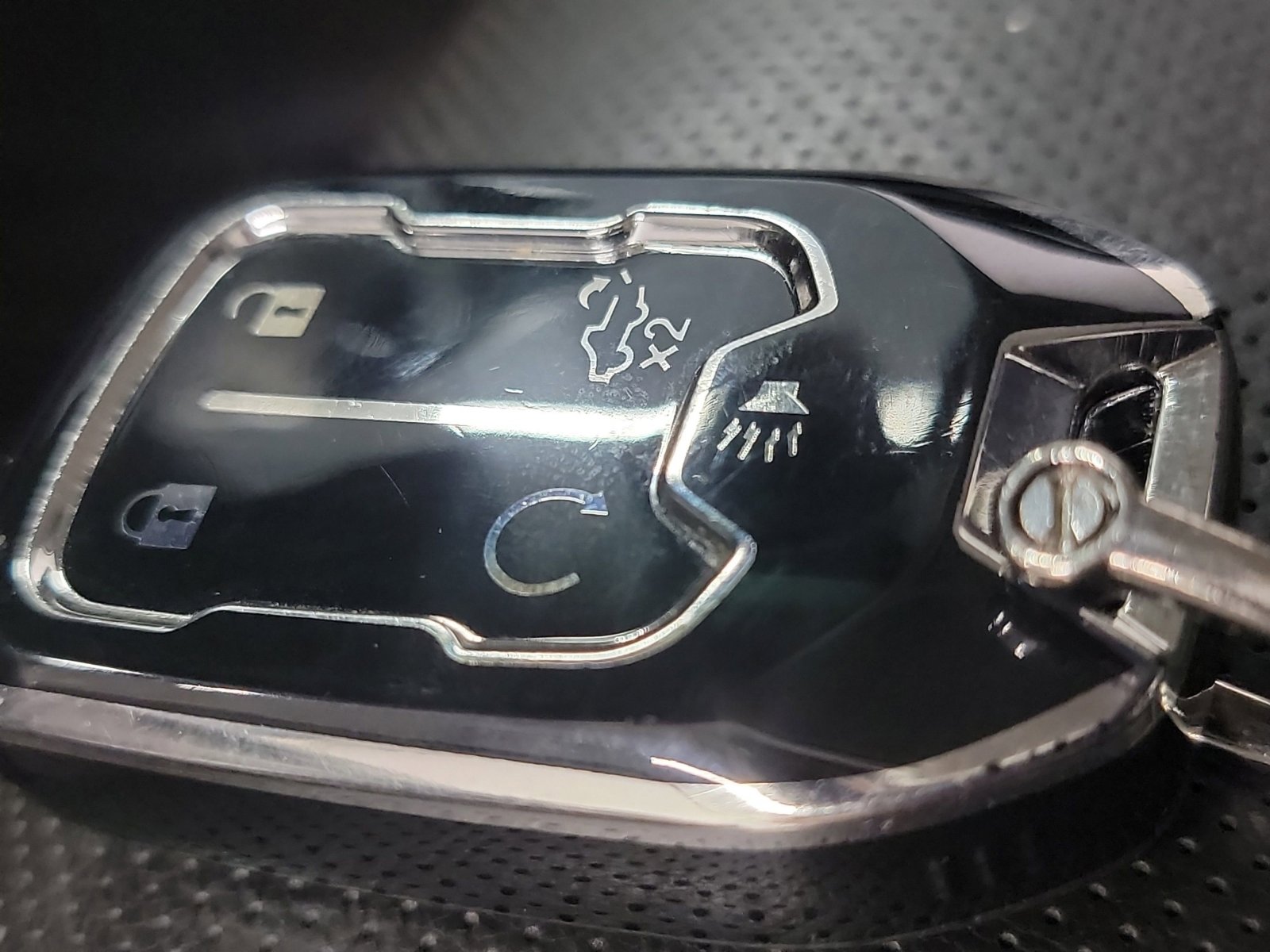 Used 2023 GMC Acadia Denali image 31