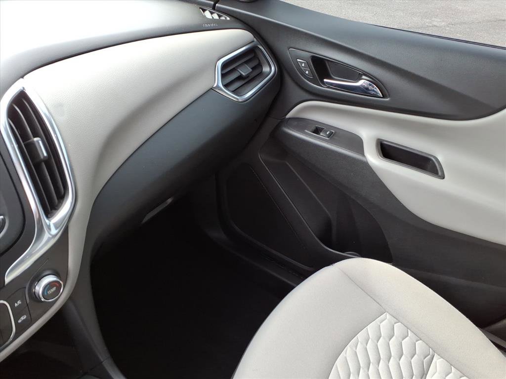 Used 2021 Chevrolet Equinox LS w/ LS Convenience Package image 30