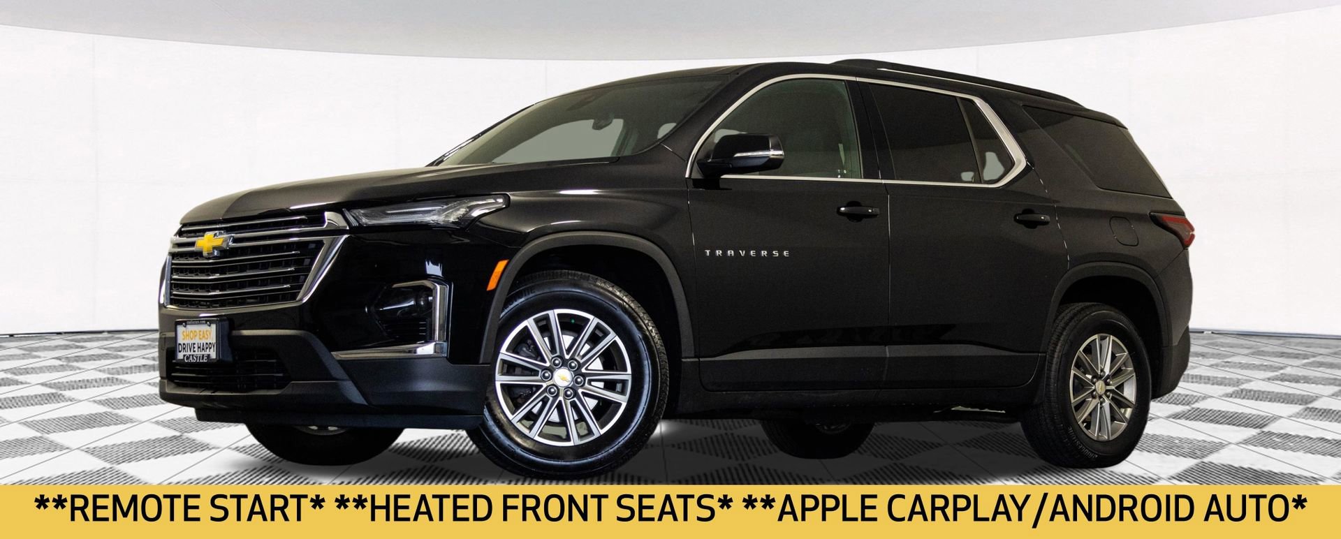 Used 2023 Chevrolet Traverse LT image 2