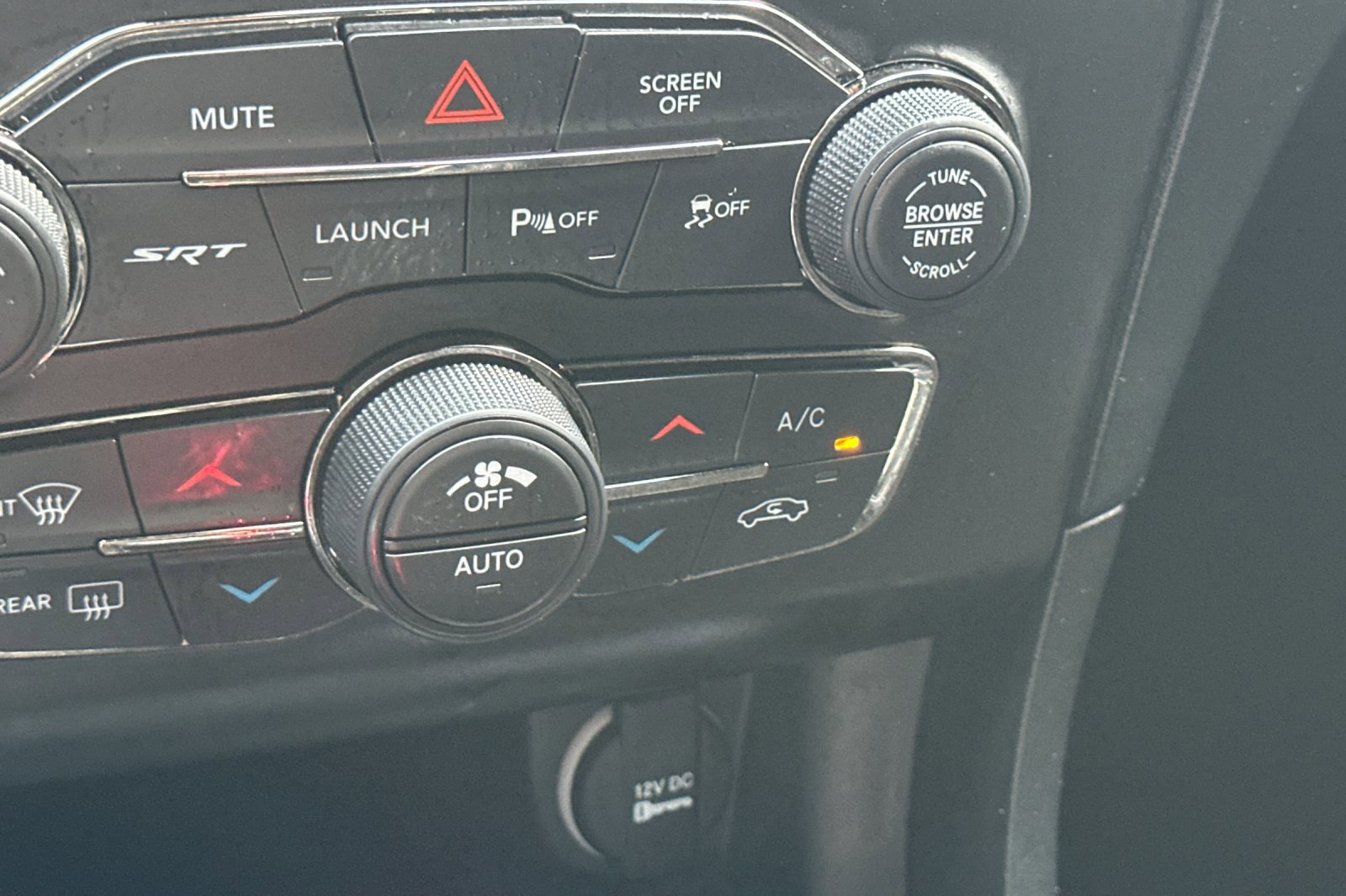 Used 2023 Dodge Charger SRT Hellcat w/ Harman/Kardon Audio Group image 29