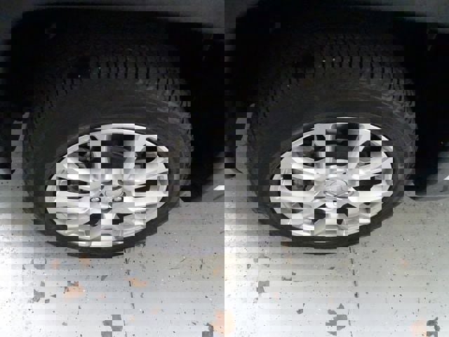 Certified 2024 Jeep Compass Latitude w/ Sun and Sound Group image 28