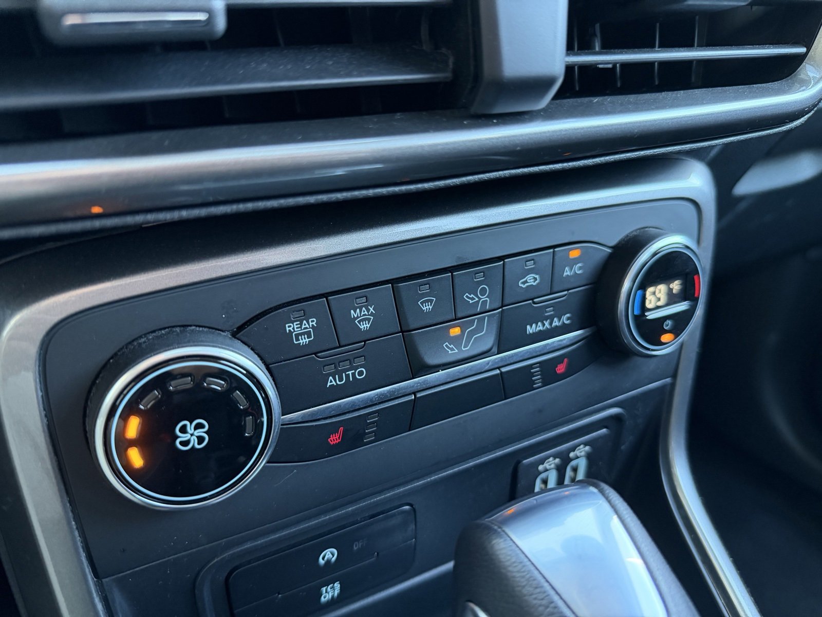 Used 2021 Ford EcoSport SE image 22