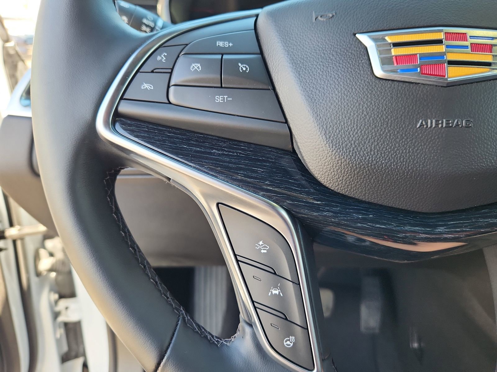 Used 2025 Cadillac XT5 Premium Luxury image 20