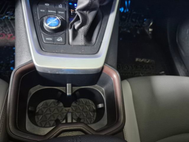 Used 2023 Toyota RAV4 Limited image 31