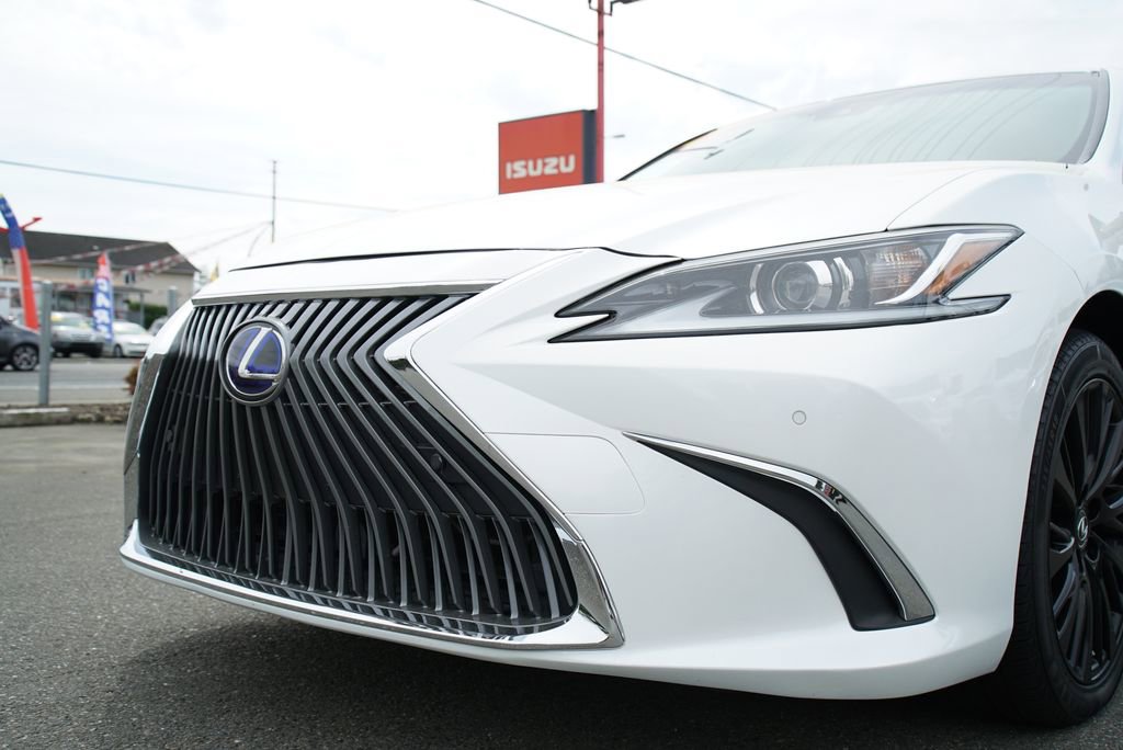 Used 2021 Lexus ES 300h w/ Premium Package FWD image 26