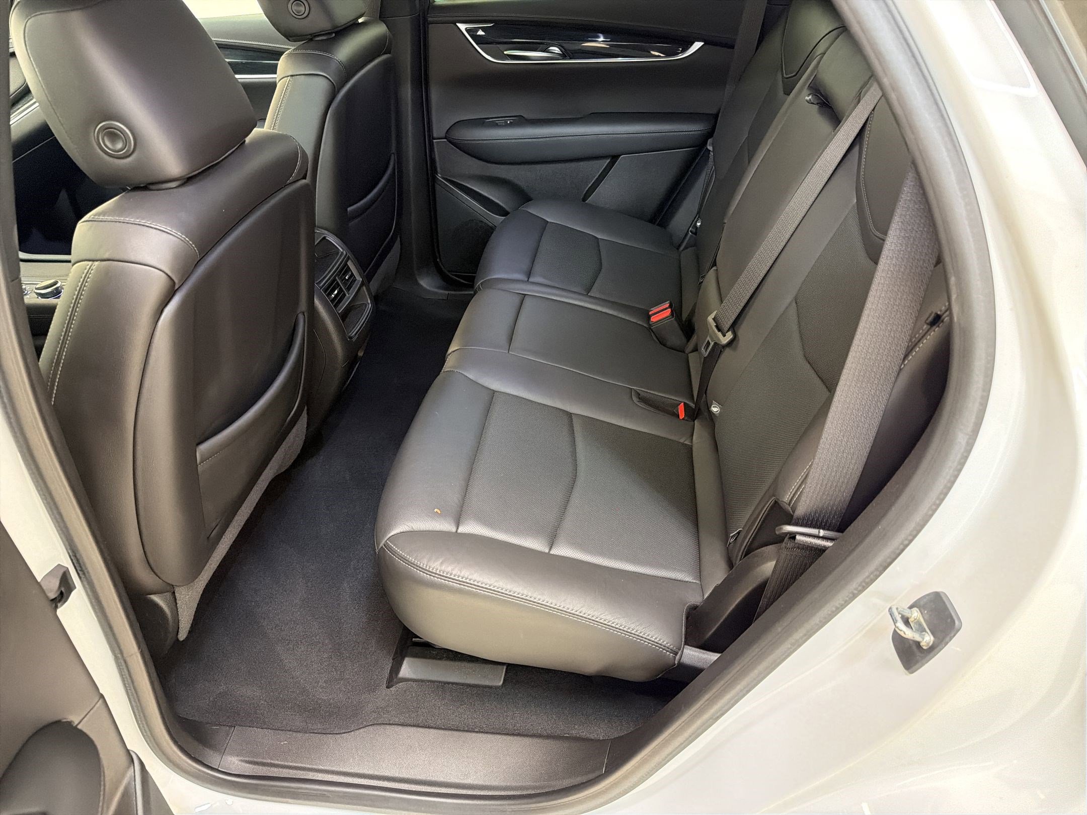 Used 2020 Cadillac XT5 Premium Luxury image 15