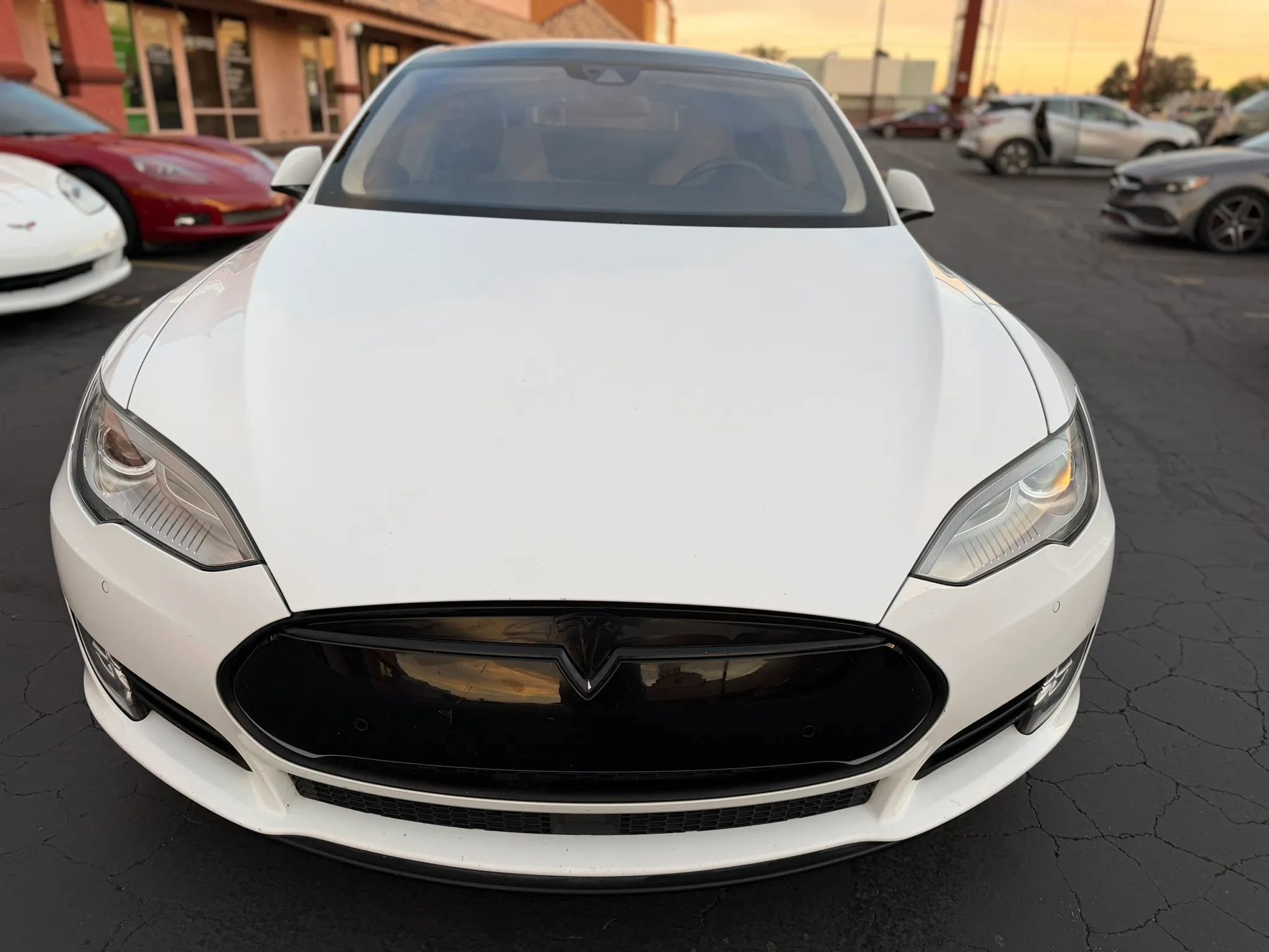 Used 2016 Tesla Model S 70D image 3