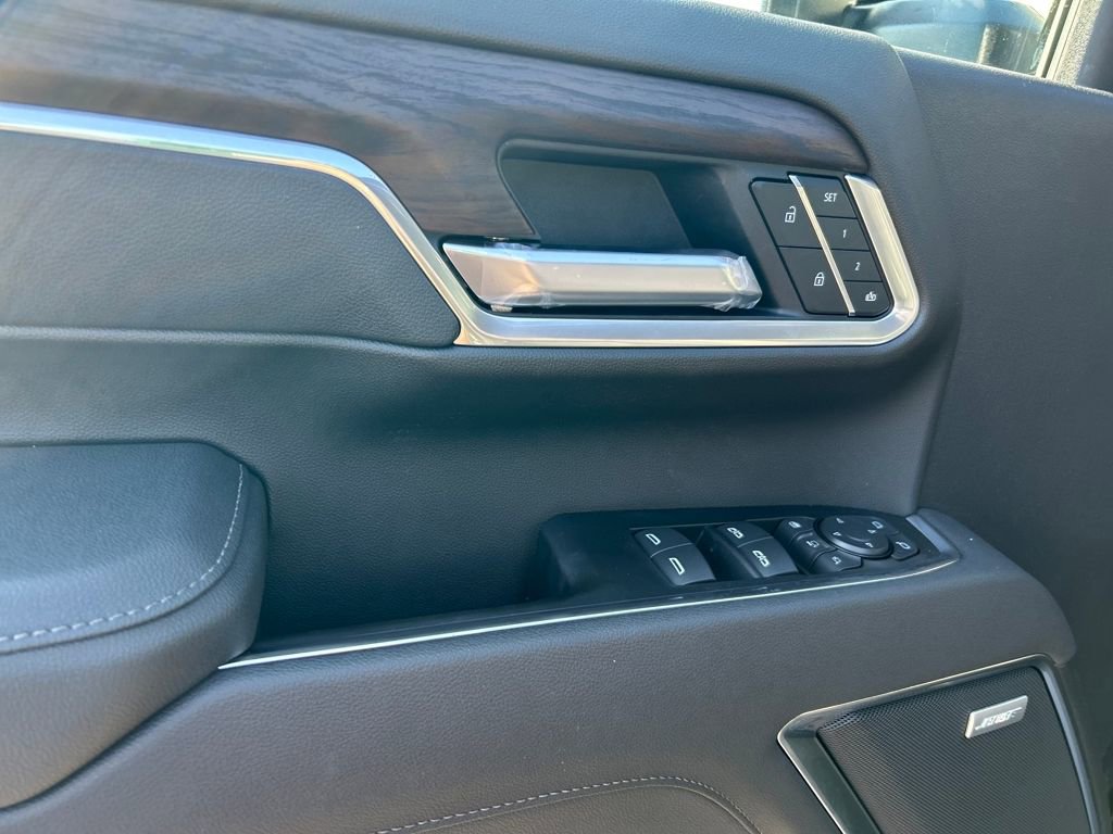 New 2026 GMC Sierra 2500 SLT w/ SLT Premium Package image 12