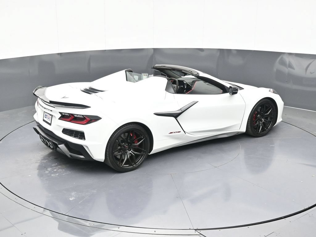 Used 2024 Chevrolet Corvette Z06 RWD image 50