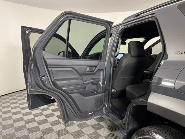 Used 2026 Toyota 4Runner SR5 AWD/4WD image 40