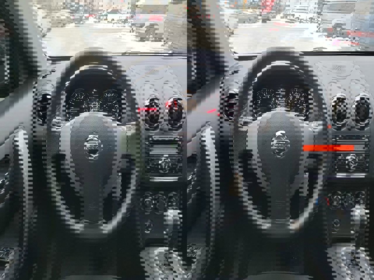 Used 2015 Nissan Rogue S image 14