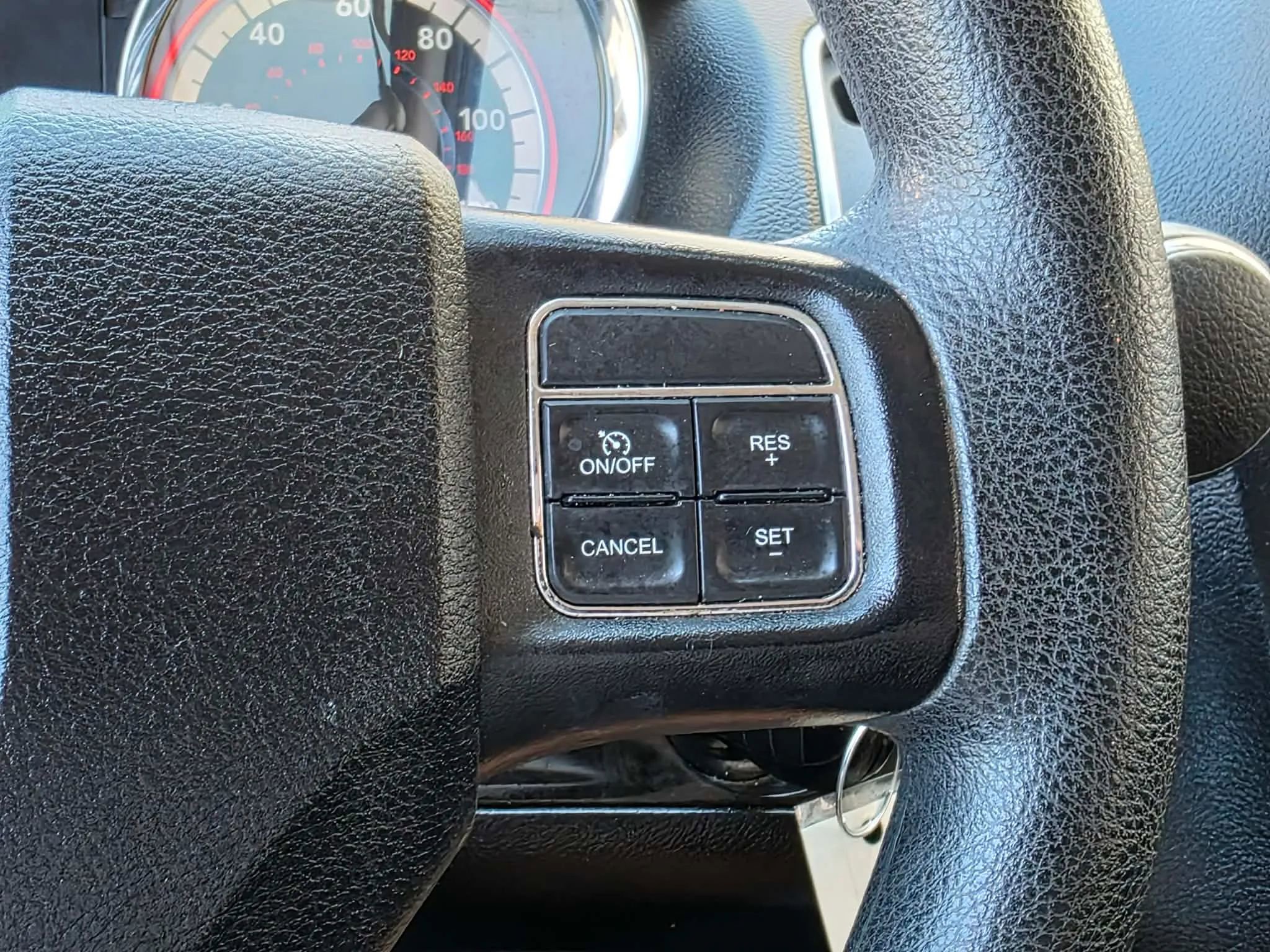 Used 2018 Dodge Grand Caravan SE image 21