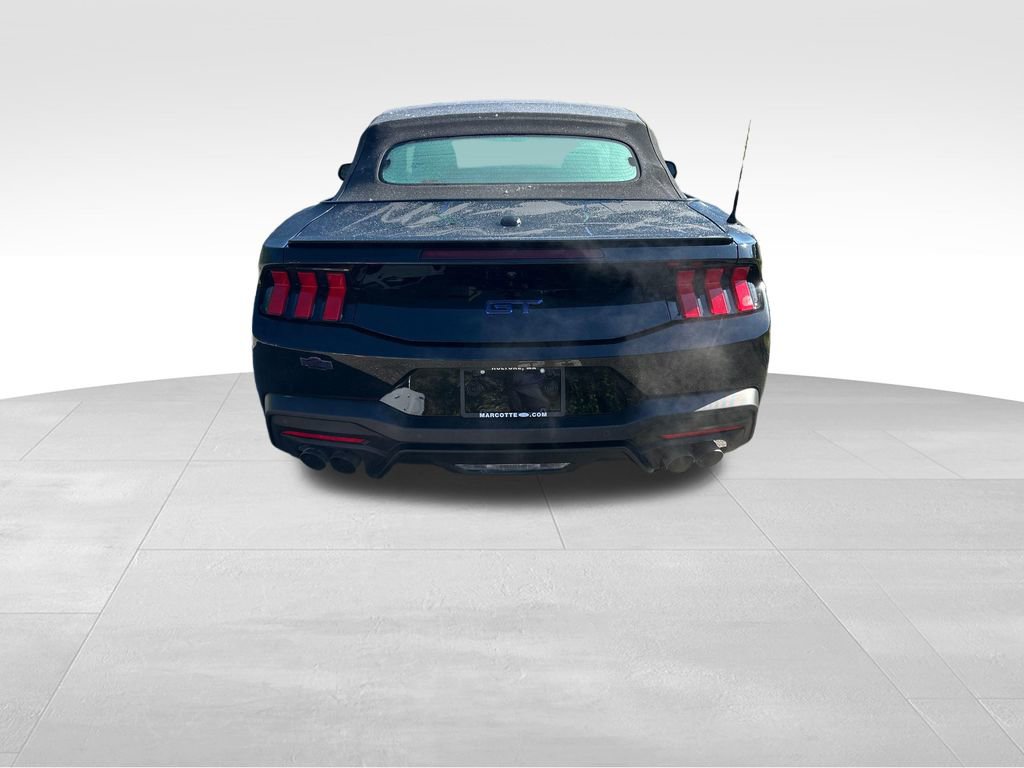 Used 2025 Ford Mustang GT Premium RWD image 46